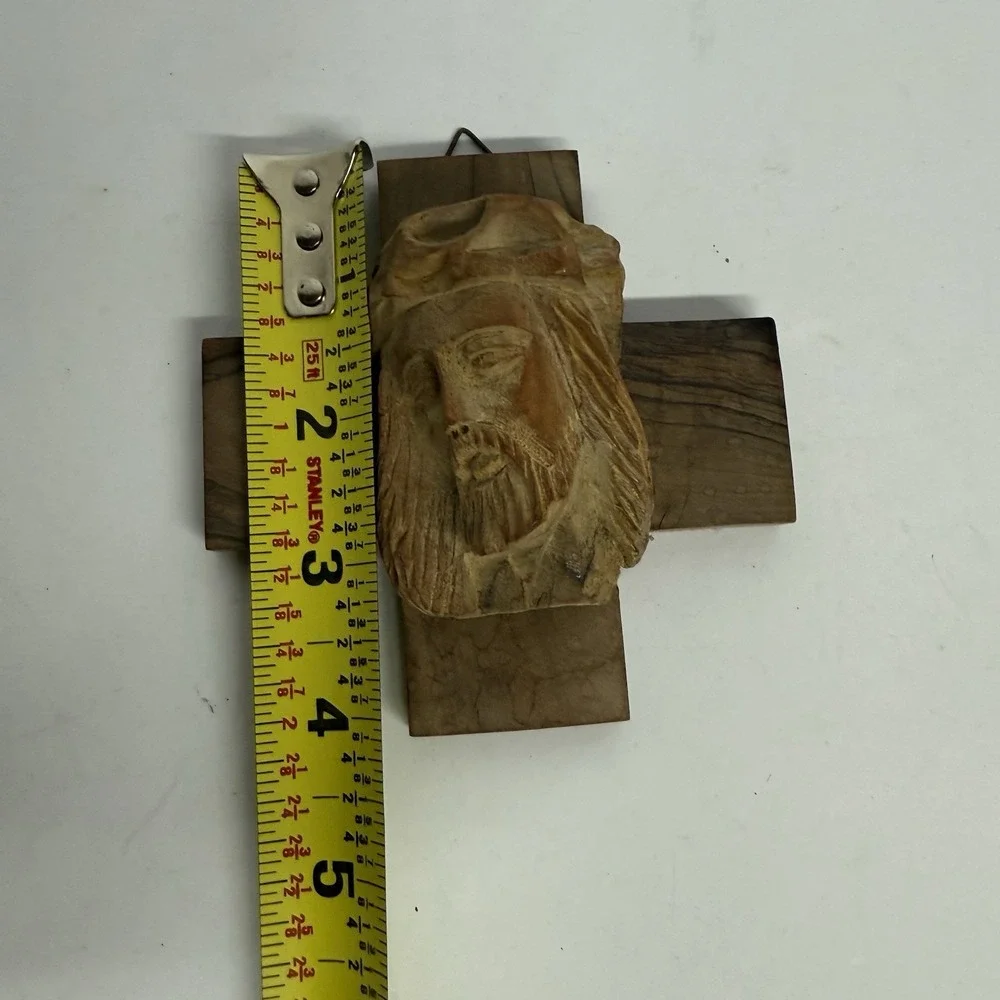 Hand‎ Carved Jesus Face On Cross Jerusalem 4